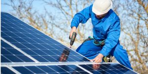 Installation Maintenance Panneaux Solaires Photovoltaïques à Plelauff